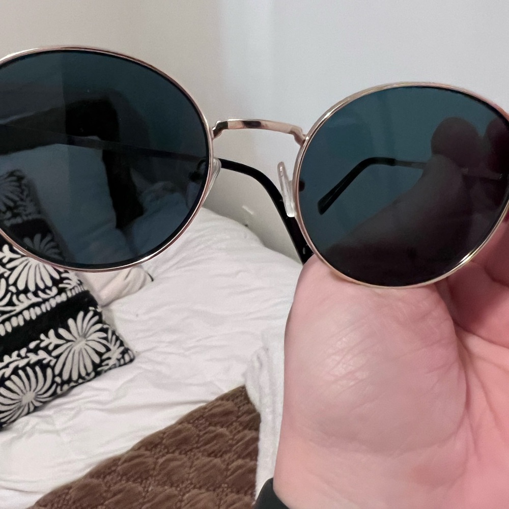 American Eagle Retro Glasses 🖤